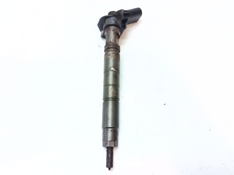 Recambio de inyector para kia sorento 2.5 crdi cat referencia OEM IAM 338004A100  338002F000