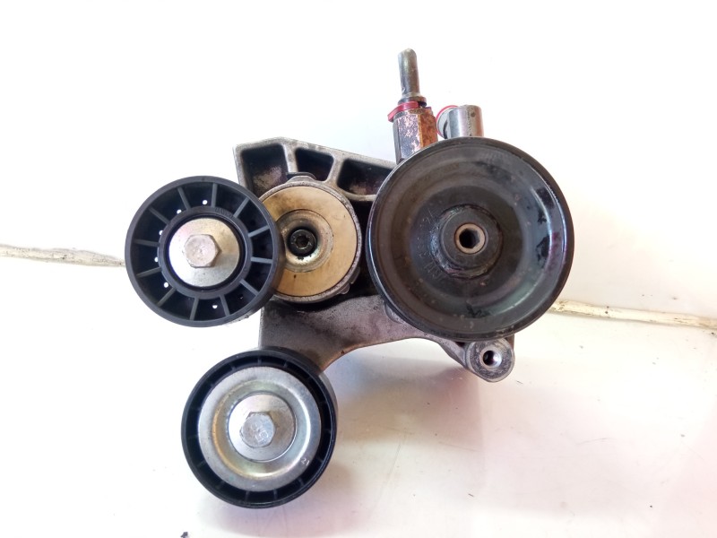 Recambio de bomba direccion para opel kadett e 1.8 referencia OEM IAM 7612955  