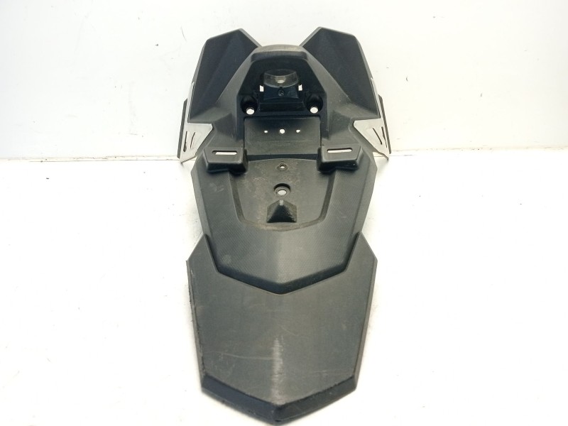 Recambio de portamatriculas para sym jet 14 200 referencia OEM IAM 80100X8A0000  