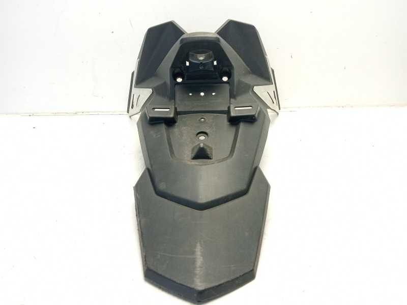 Recambio de portamatriculas para sym jet 14 200 referencia OEM IAM 80100X8A0000  