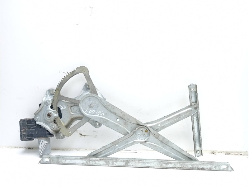 Recambio de elevalunas delantero derecho para toyota c-hr referencia OEM IAM 69810F4010  