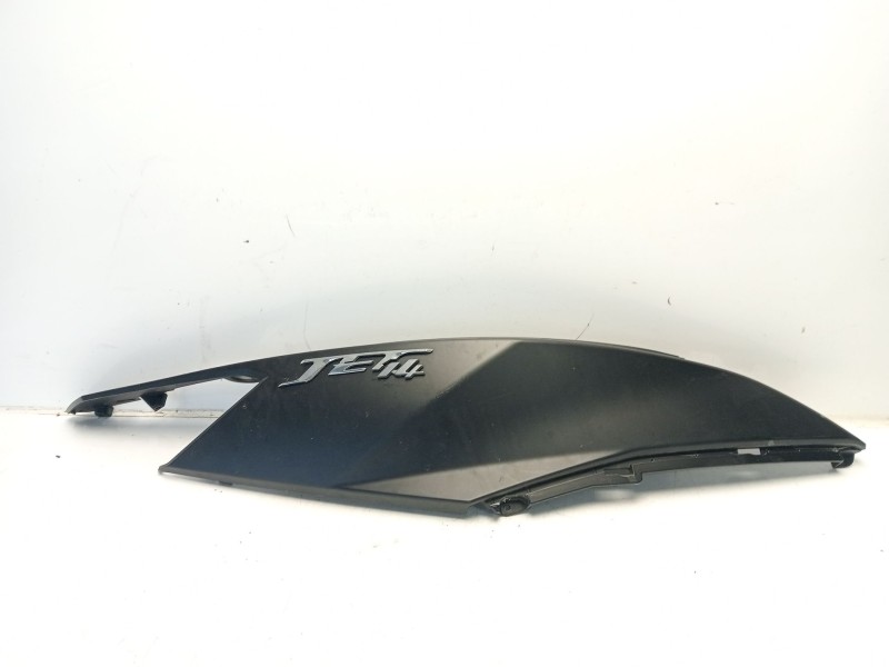 Recambio de moldura para sym jet 14 200 referencia OEM IAM 83500X8A0000  