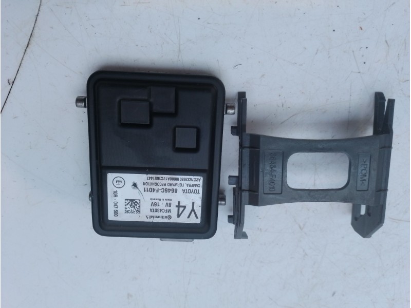 Recambio de modulo electronico para toyota c-hr referencia OEM IAM 8646C-F4011  