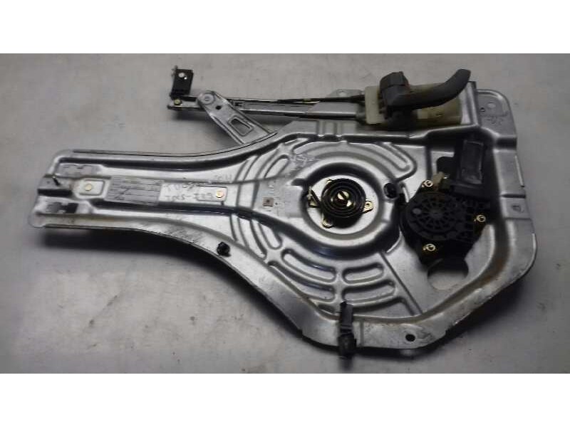 Recambio de elevalunas trasero izquierdo para hyundai tucson (jm) 2.0 crdi comfort referencia OEM IAM 834702E010  