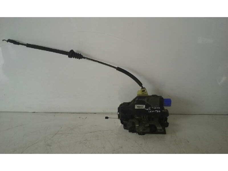 Recambio de cerradura puerta delantera izquierda para mitsubishi galant berlina (ea0) 2400 gls referencia OEM IAM PA66GF30 99199