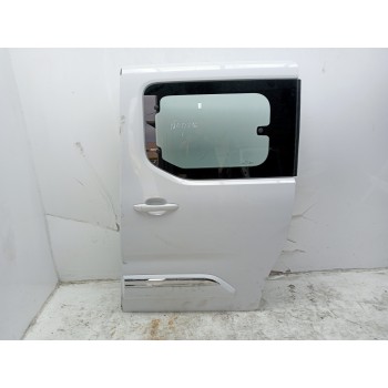 PUERTA TRASERA IZQUIERDA SU001B0465 