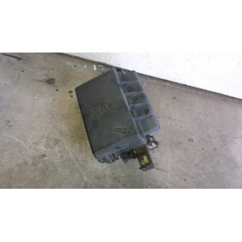 CAJA RELES / FUSIBLES P04692026AC 