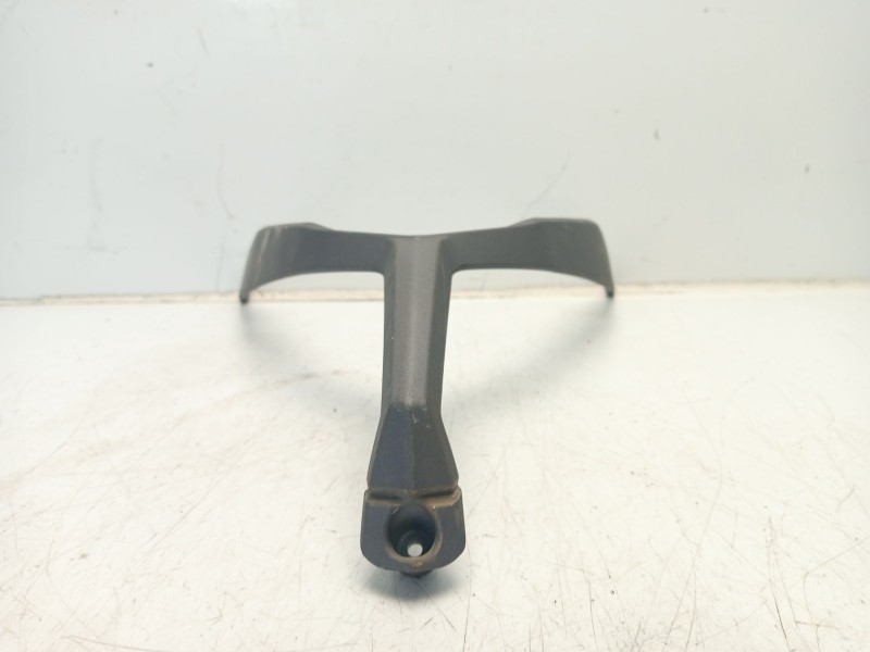 Recambio de moldura para sym jet 14 200 referencia OEM IAM 67110X8A0000  