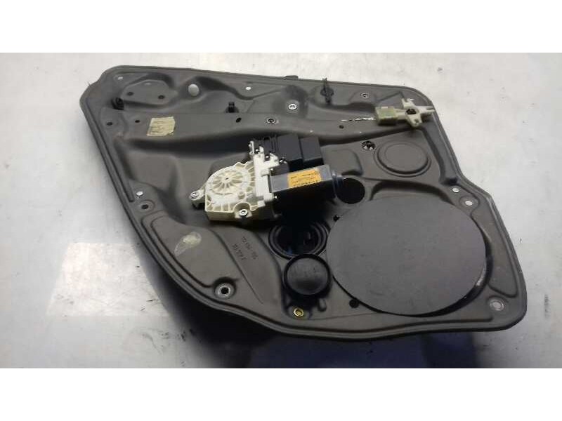 Recambio de elevalunas trasero izquierdo para volkswagen golf iv berlina (1j1) 1.6 referencia OEM IAM 1J4839729 119694105 