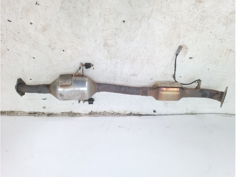 Recambio de catalizador para toyota c-hr referencia OEM IAM 174100TA90  