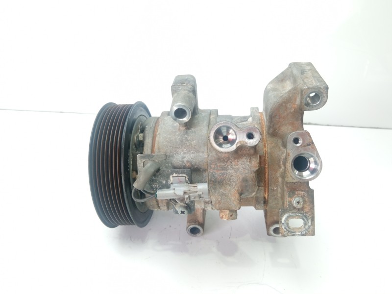 Recambio de compresor aire acondicionado para toyota hilux (kun) 2.5 turbodiesel referencia OEM IAM 883100KE30 XI4472805460 10SR
