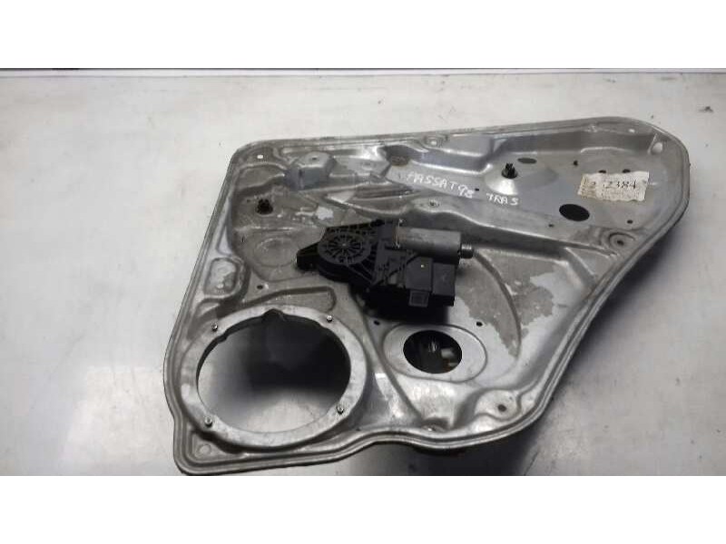 Recambio de elevalunas trasero derecho para volkswagen passat berlina (3b3) referencia OEM IAM 3B5839756 3B5839752 