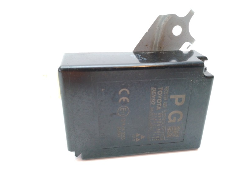 Recambio de modulo electronico para toyota land cruiser (j15) limited referencia OEM IAM 897B060100 2584007492 