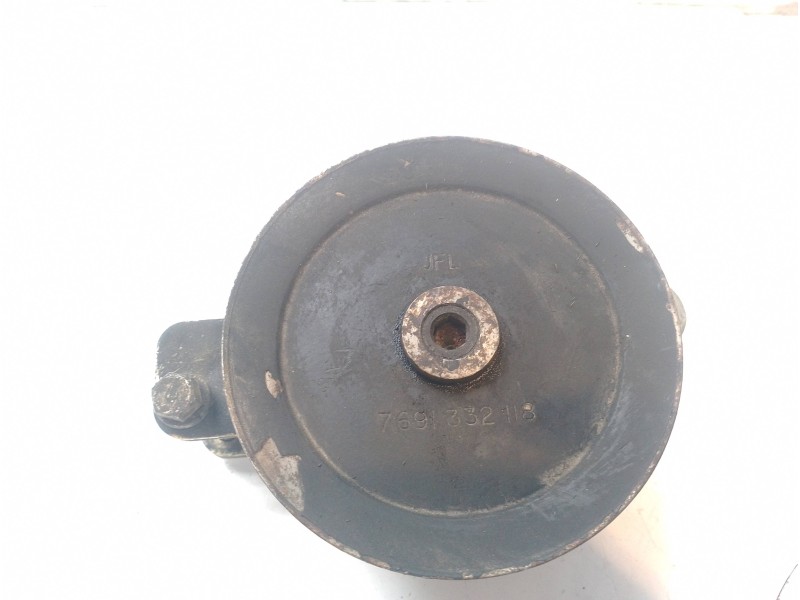 Recambio de bomba direccion para nissan cabstar e cabina doble cabina doble referencia OEM IAM 7691332118  
