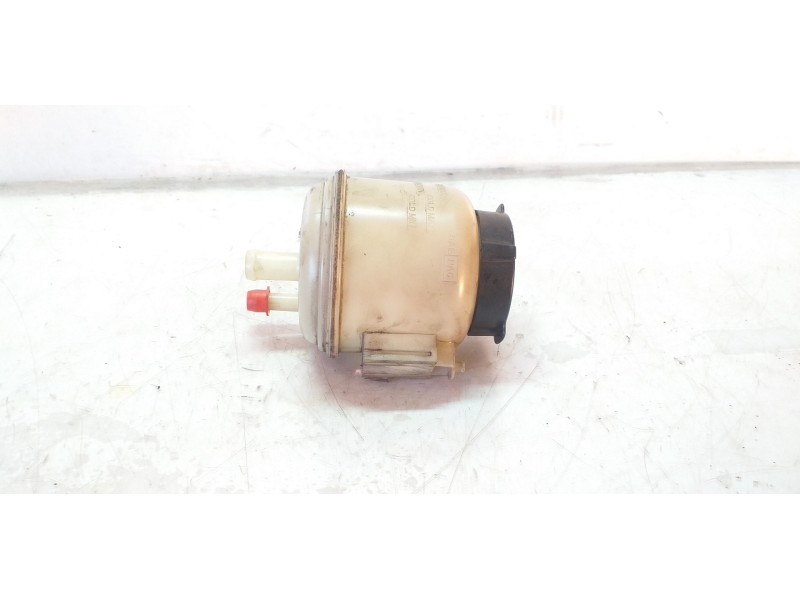 Recambio de deposito suspension para nissan nt400 cabstar (01/20214) 3.0 diesel referencia OEM IAM 6915B  