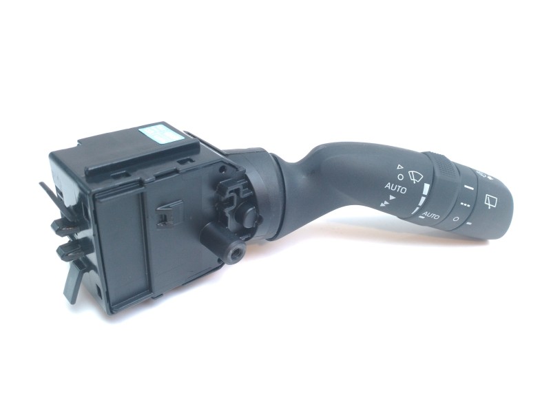 Recambio de mando limpia para toyota yaris 1.5 16v cat referencia OEM IAM 8465202A50  