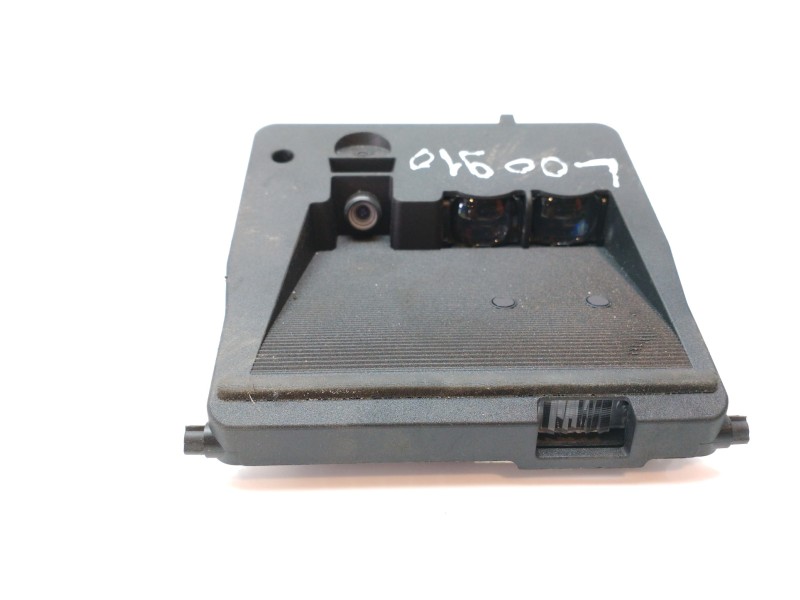 Recambio de modulo electronico para toyota avensis touring sports business advance referencia OEM IAM 8818105010  