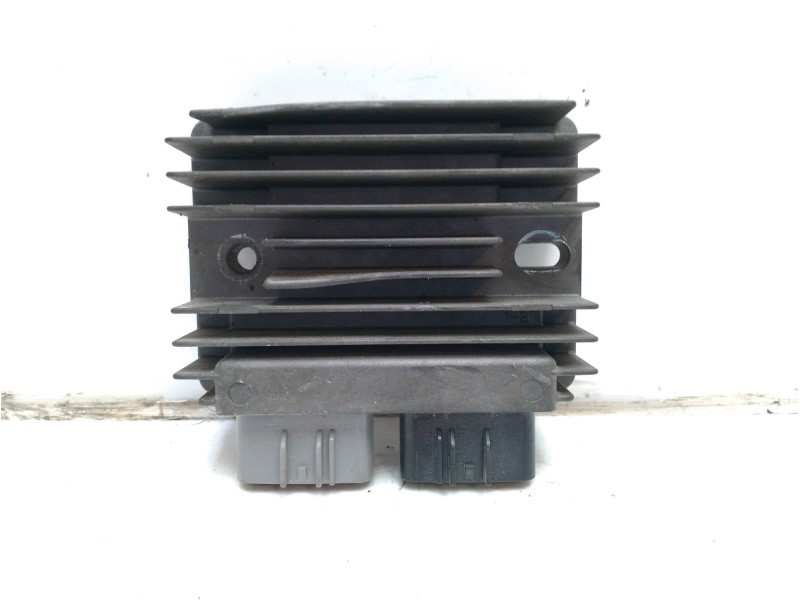 Recambio de modulo electronico para aprilia tuono v4 r referencia OEM IAM 1A012332  
