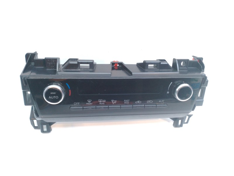 Recambio de mando climatizador para toyota yaris 1.5 16v cat referencia OEM IAM 559000DC70  