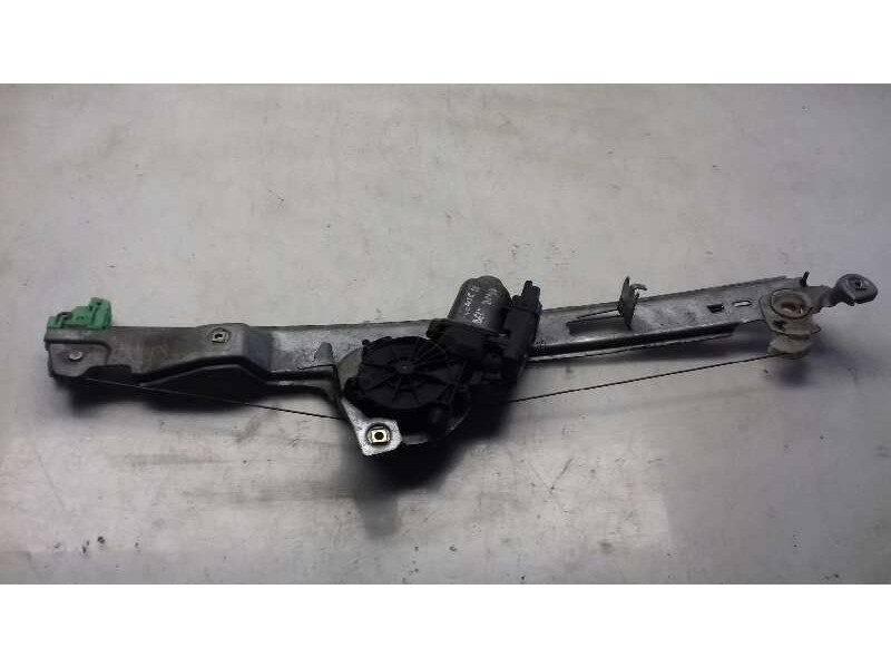 Recambio de elevalunas delantero derecho para renault scenic iii 1.5 dci diesel referencia OEM IAM 318380 282603 