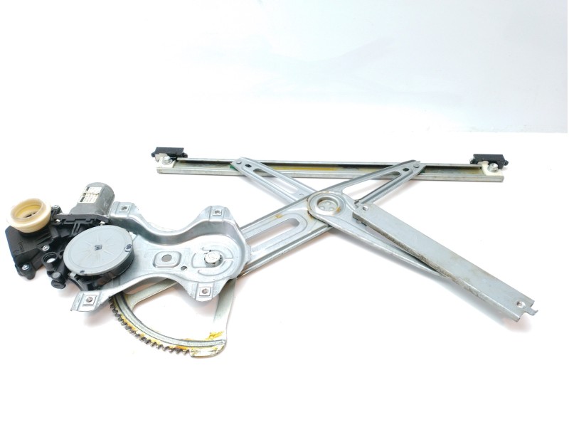 Recambio de elevalunas trasero derecho para toyota avensis touring sports business advance referencia OEM IAM 6981005071  