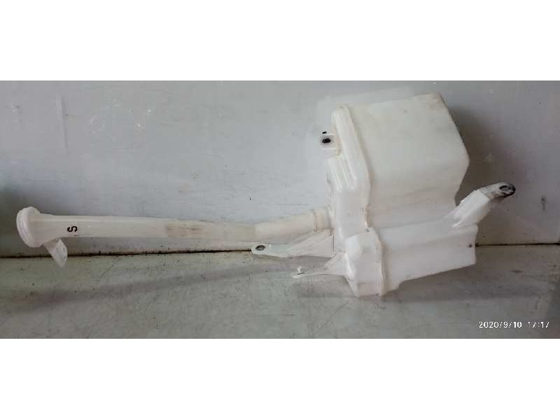 Recambio de deposito limpia para toyota c-hr referencia OEM IAM 85310F4040  