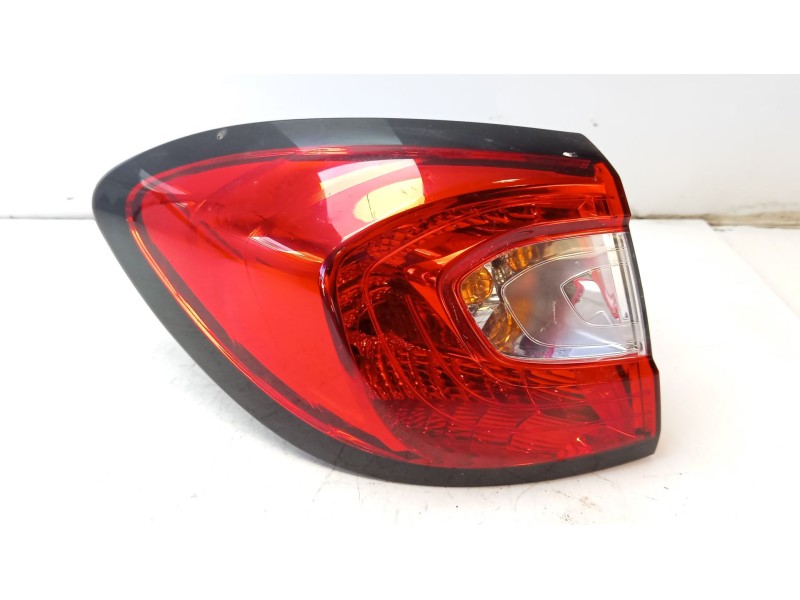 Recambio de piloto trasero izquierdo para renault captur 1.5 dci diesel fap energy referencia OEM IAM 265557367R  