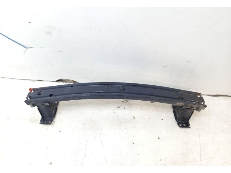 Recambio de refuerzo paragolpes trasero para toyota corolla (e21) referencia OEM IAM 5202347070  