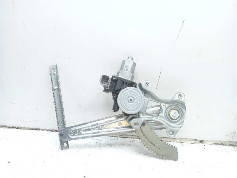 Recambio de elevalunas trasero izquierdo para nissan juke (f15) acenta referencia OEM IAM 827211U600  