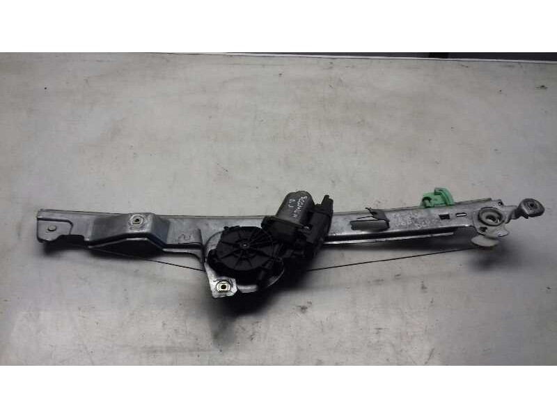 Recambio de elevalunas delantero derecho para renault scenic ii referencia OEM IAM 807200007R  