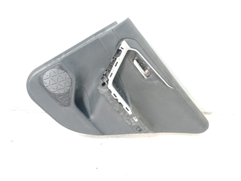 Recambio de guarnecido puerta trasera derecha para toyota rav 4 executive hybrid referencia OEM IAM 6763042640C5  