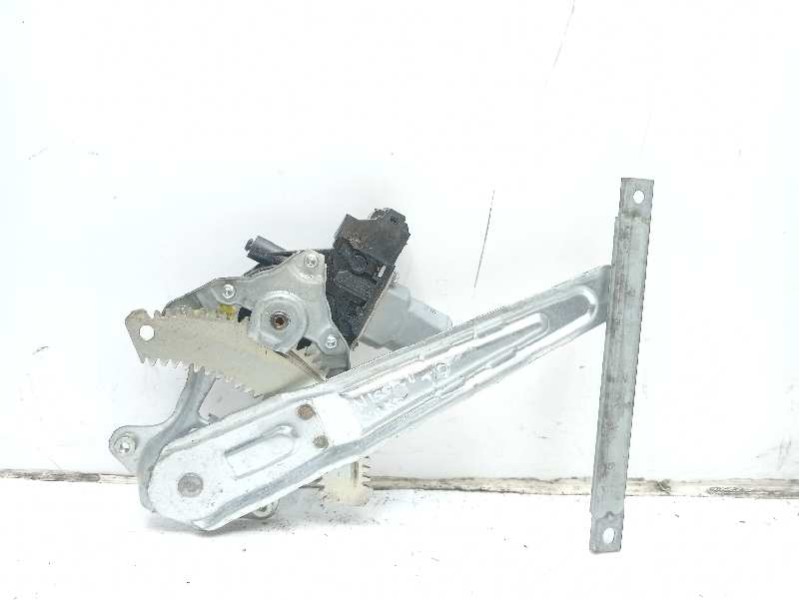Recambio de mando elevalunas trasero derecho para nissan juke (f15) acenta referencia OEM IAM 827201U600  