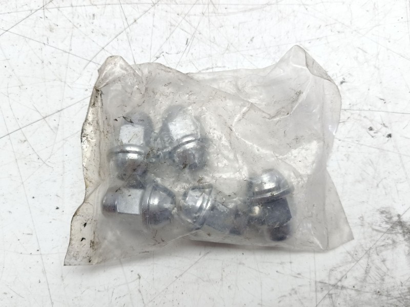 Recambio de tuerca para kia picanto iii (ja) 1.0 lpg referencia OEM IAM 529503Y000  