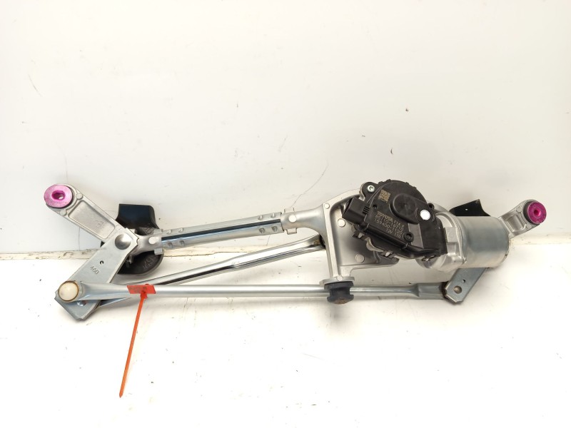 Recambio de motor limpia delantero para toyota corolla (e21) referencia OEM IAM 8511016710  