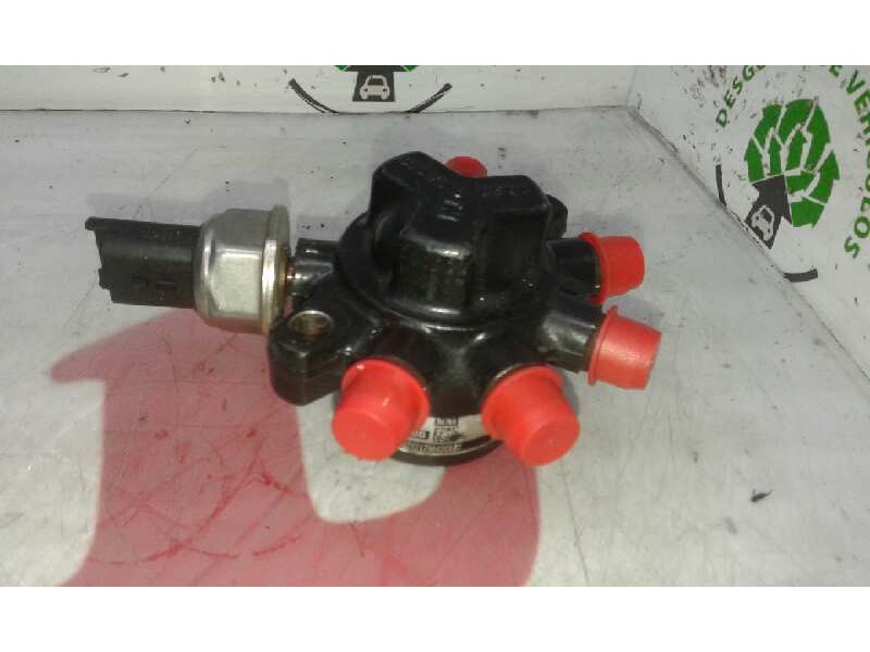 Recambio de rampa inyectora para ford focus berlina (cak) ghia referencia OEM IAM R9144Z020D  