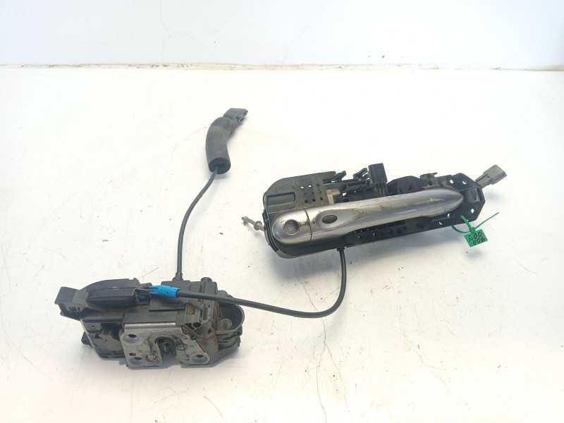 Recambio de cerradura puerta delantera izquierda para renault megane iii berlina 5 p dynamique referencia OEM IAM 805030001R  