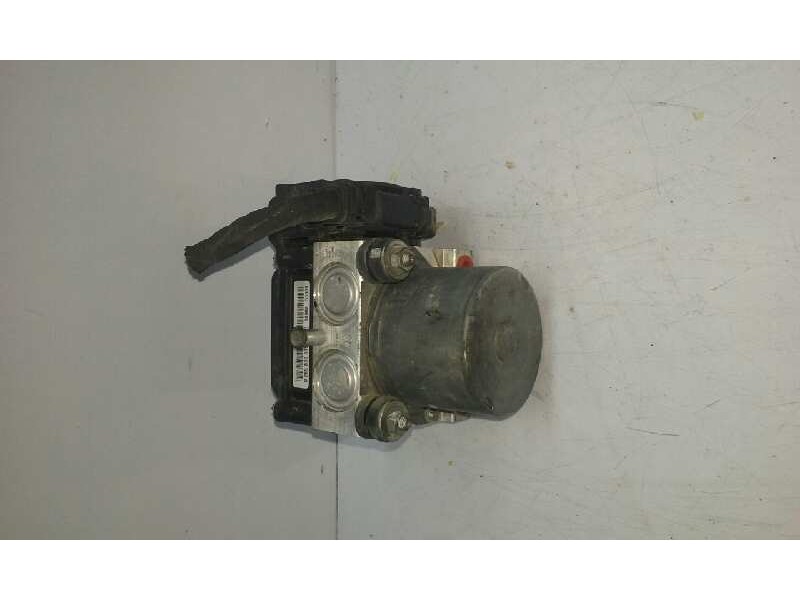 Recambio de abs para hyundai i30 1.4 cat referencia OEM IAM 0265800639 98902 