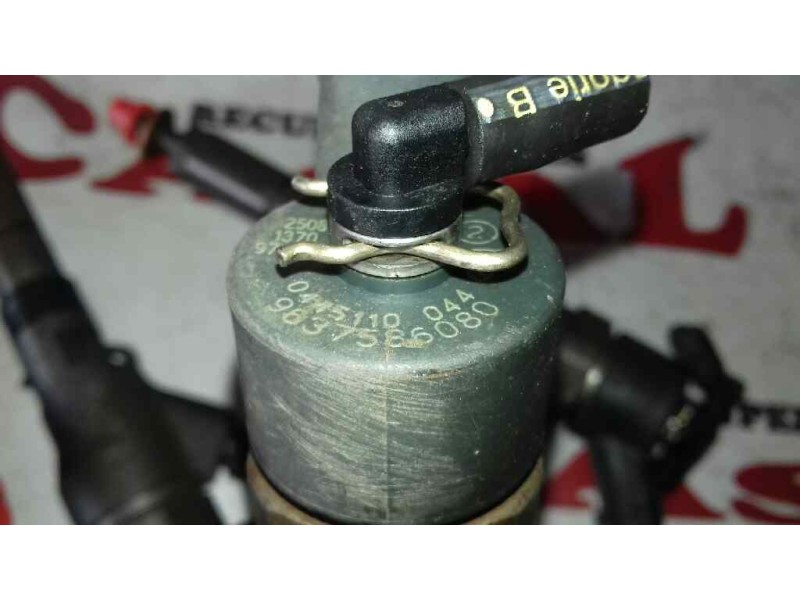 Recambio de inyector para citroën xantia berlina 2.0 hdi 90/109 sx referencia OEM IAM 0445110044 9637586080 