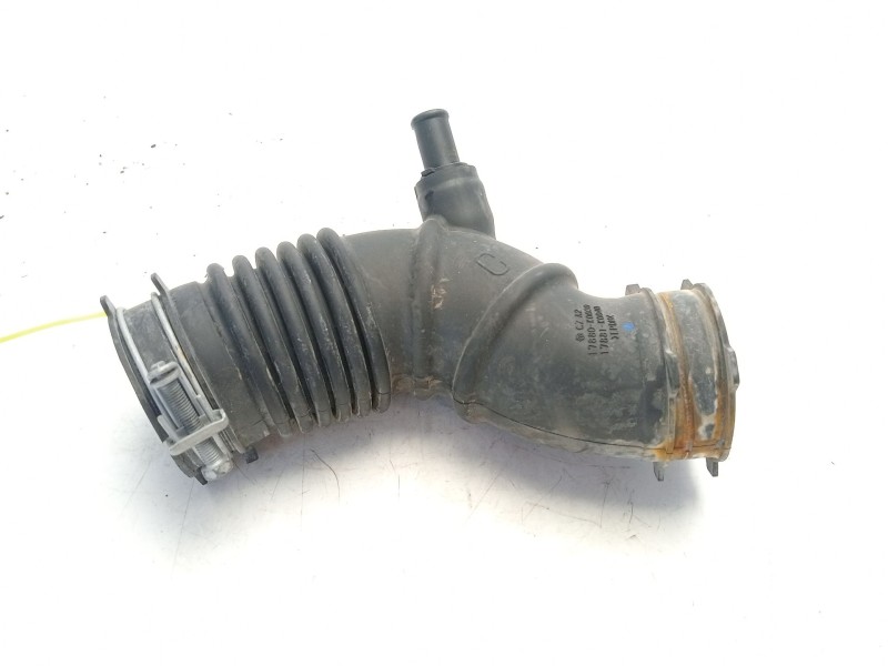 Recambio de tubo para toyota yaris active referencia OEM IAM 17881K0040  