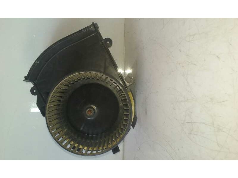 Recambio de motor calefaccion para peugeot expert kombi confort acristaldo (5 asientos) referencia OEM IAM 5R1831000 5R1931000 B
