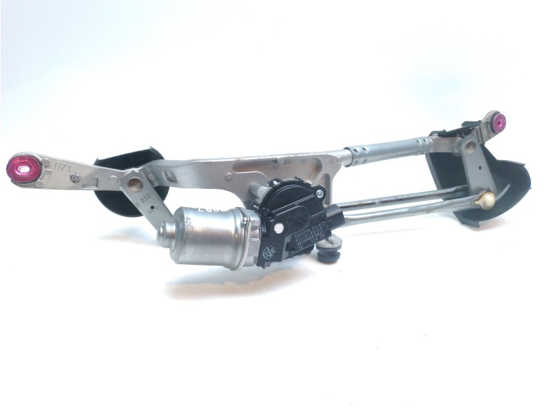 Recambio de motor limpia delantero para toyota yaris 1.5 16v cat referencia OEM IAM 85110K0120  