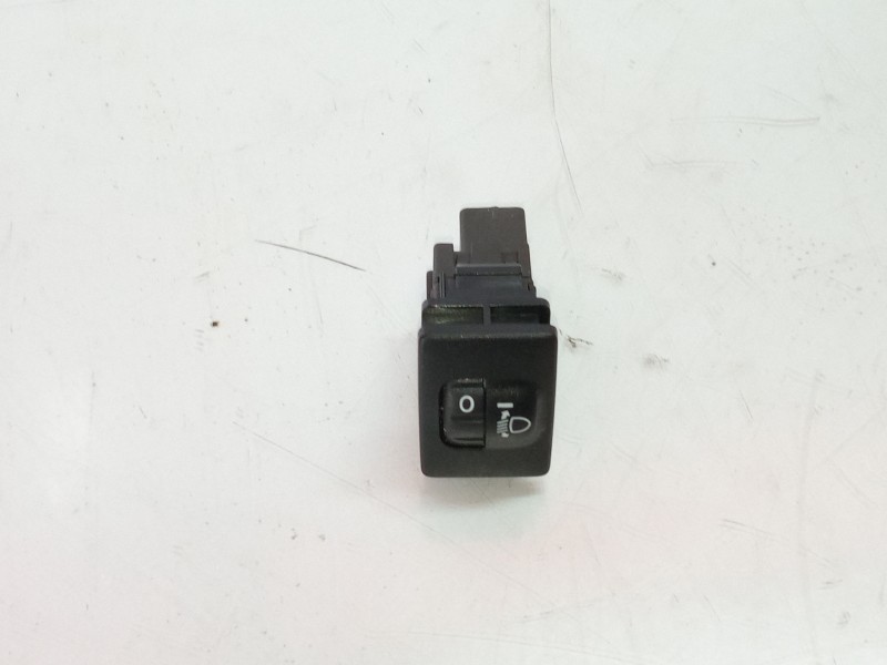 Recambio de interruptor para toyota yaris active referencia OEM IAM 8415202080  