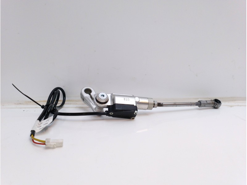 Recambio de palanca cambio para aprilia tuono v4 r referencia OEM IAM 2D000690  