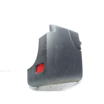 PUNTERA PARAGOLPES TRASERA DERECHA 851200001R 