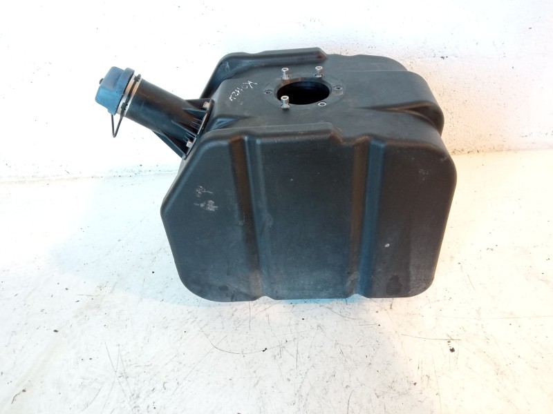 Recambio de deposito combustible para nissan nt400 cabstar (01/20214) 3.0 diesel referencia OEM IAM 20411LC40A 20411LC40A 