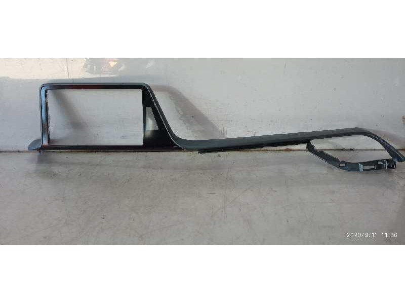Recambio de moldura para toyota c-hr referencia OEM IAM 55411F4030  