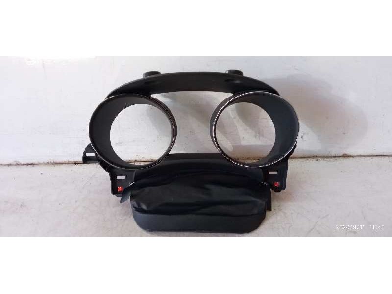 Recambio de moldura para toyota c-hr referencia OEM IAM 55410F4010  