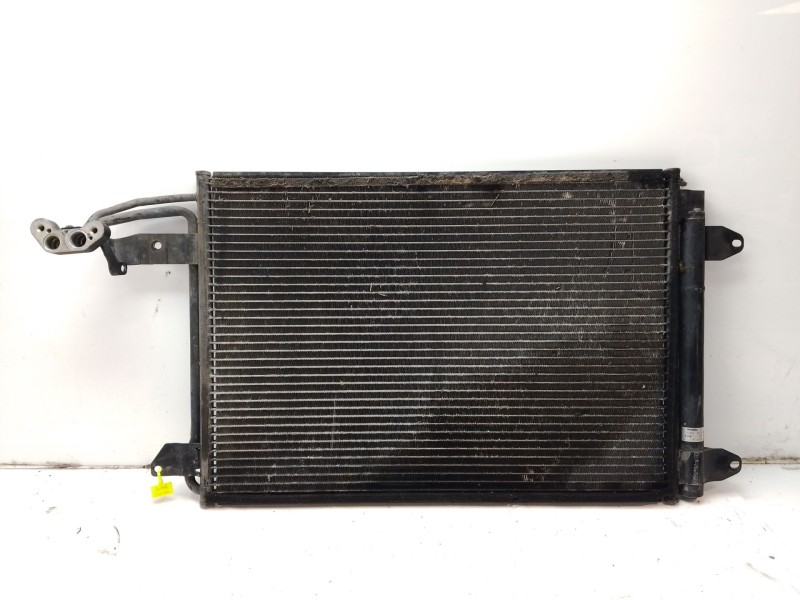 Recambio de condensador aire acondicionado para audi a3 (8p1) 2.0 tdi referencia OEM IAM 1K0820411F  