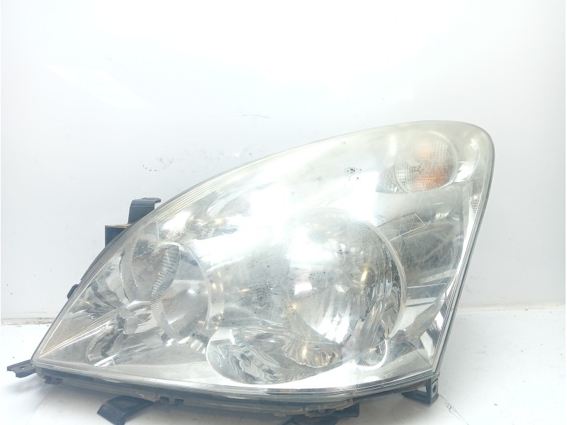 Recambio de faro izquierdo para toyota corolla verso (r1) 2.2 turbodiesel cat referencia OEM IAM 811700F010  