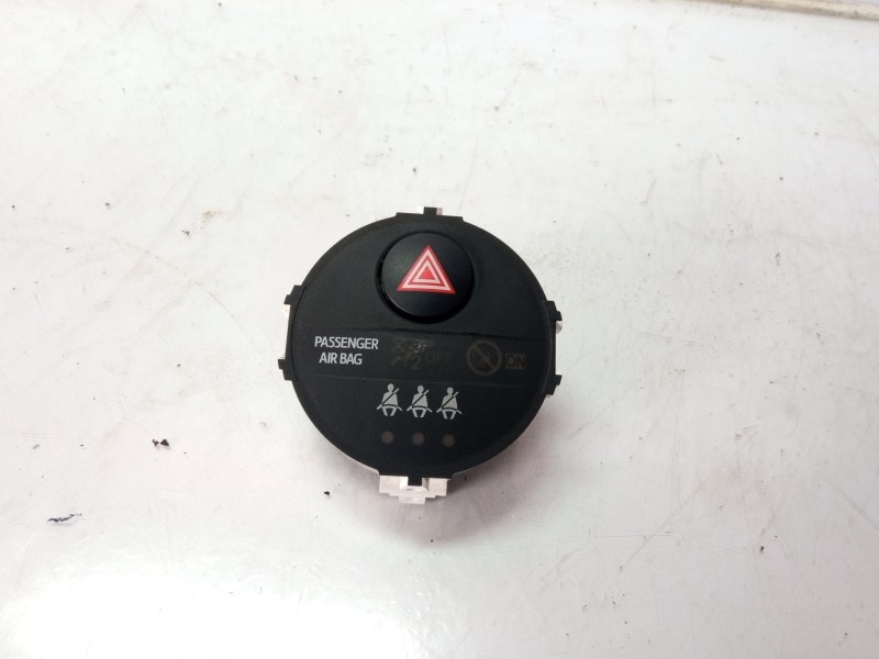 Recambio de warning para toyota yaris active referencia OEM IAM 83950 18612 